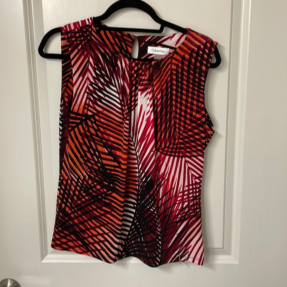 Tropical Calvin Klein sleeveless dress shirt. Size medium.